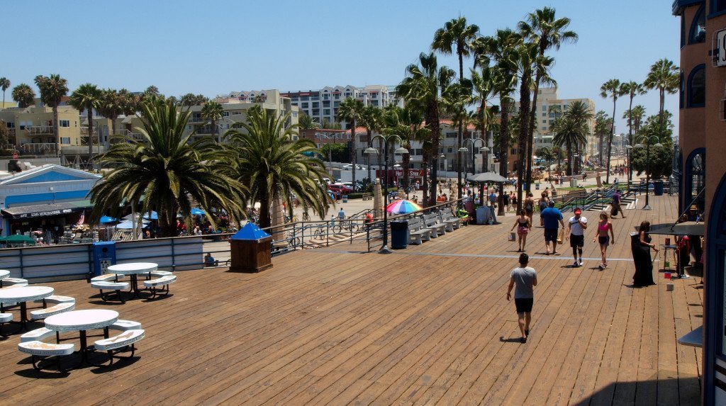 Santa Monica Beach, Santa Monica, CA Photo by Peter C via Flickr CC
