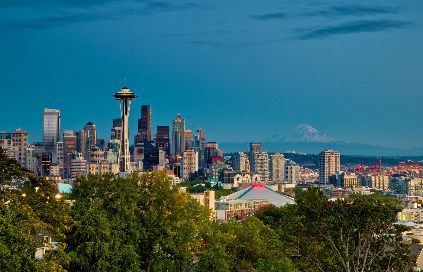 Best US Cities: Seattle City Guide. Cover Photo. Photo by Don Sullivan via Flickr CC