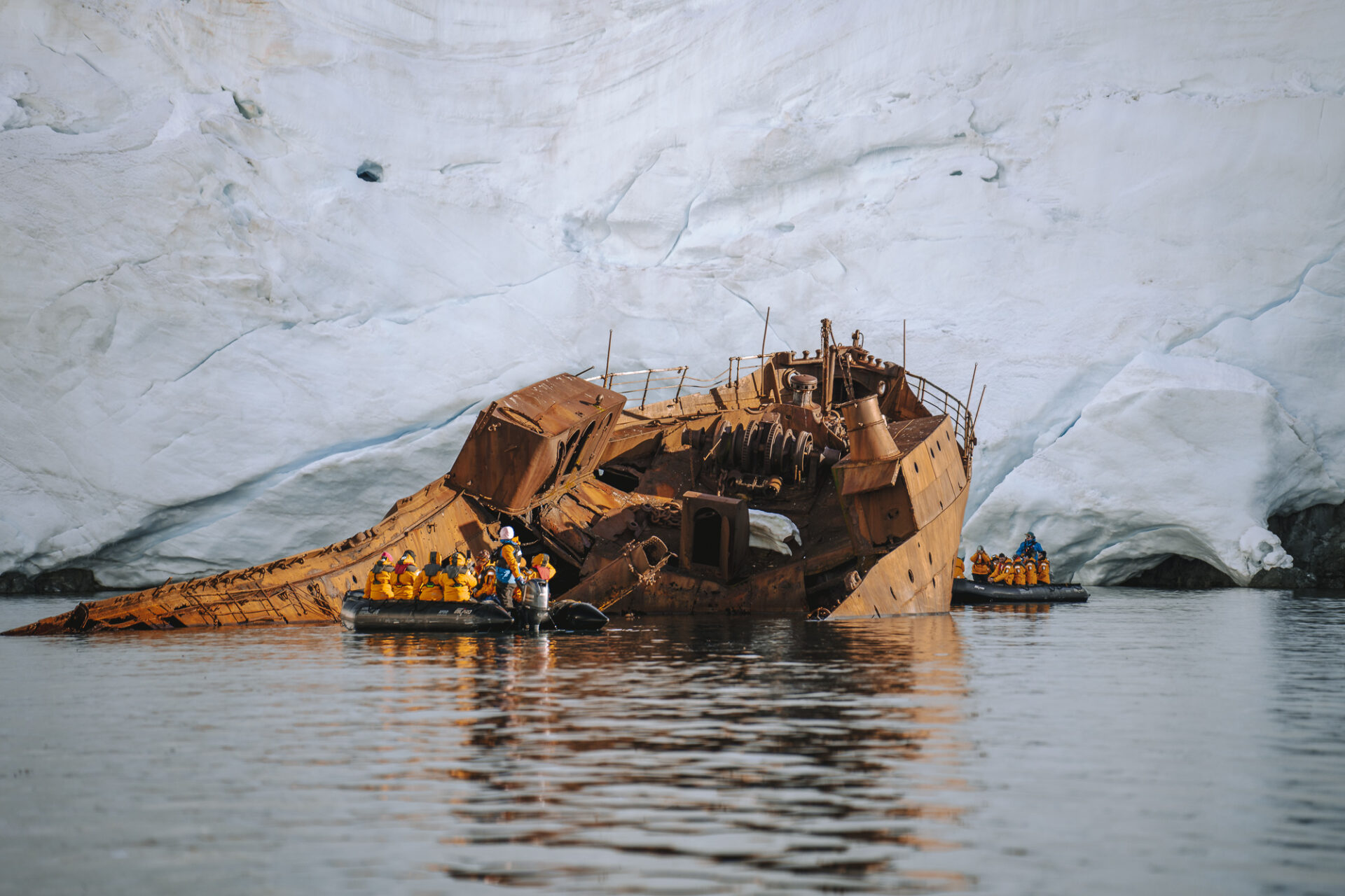 Shipwreck viewing in Antarctica