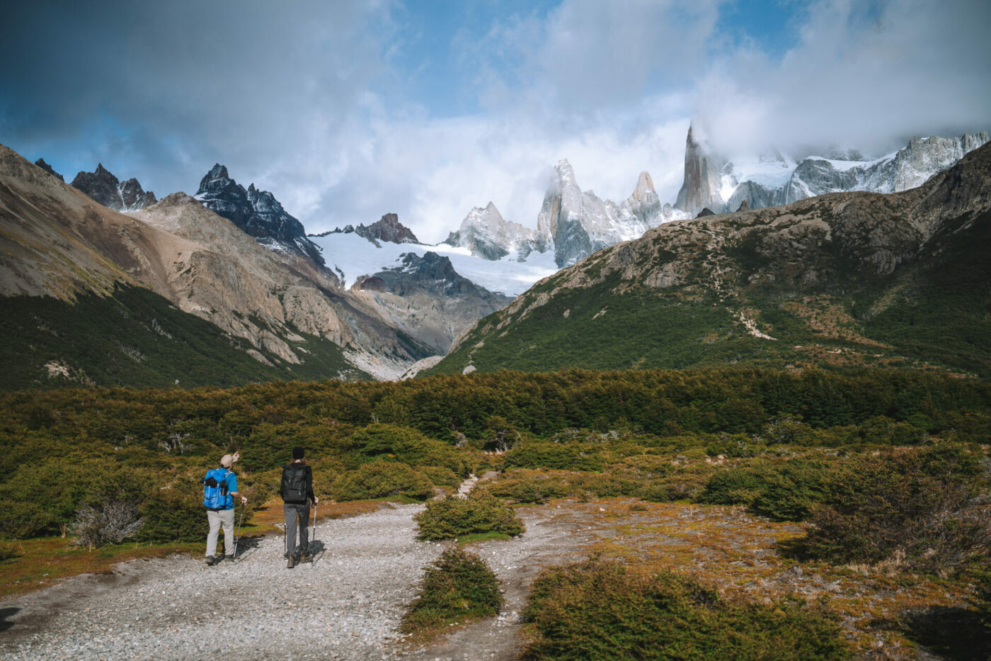 Argentina Patagonia Explora El Chalten Lago de los tres hike glacier Oksana guide 08847