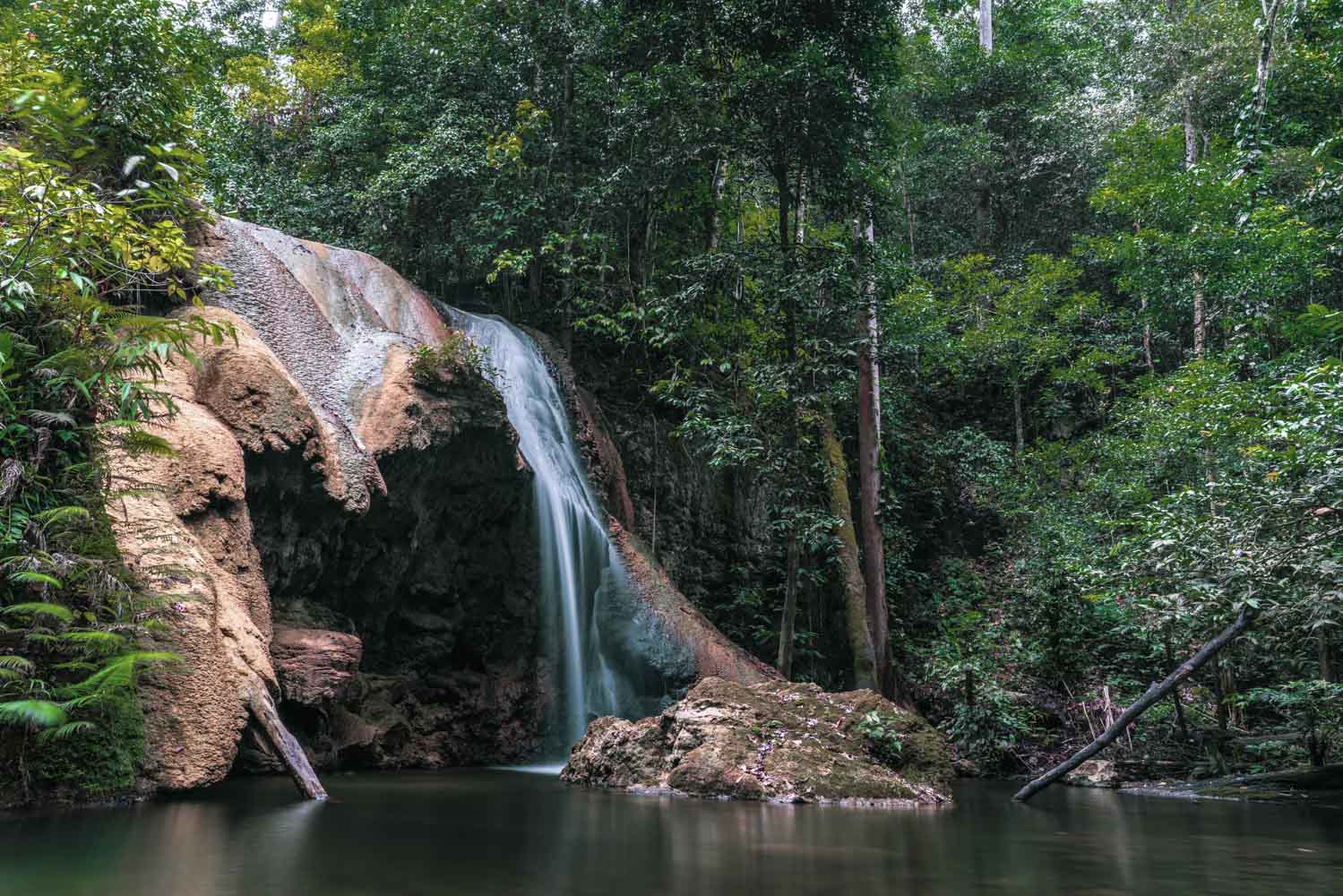 Asia Indonesia Raja Ampat Papua Paradise waterfall 01599