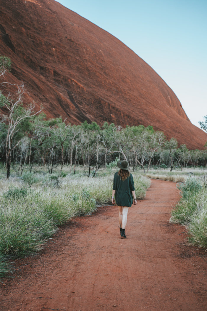 Australia NT Uluru Oksana 05273