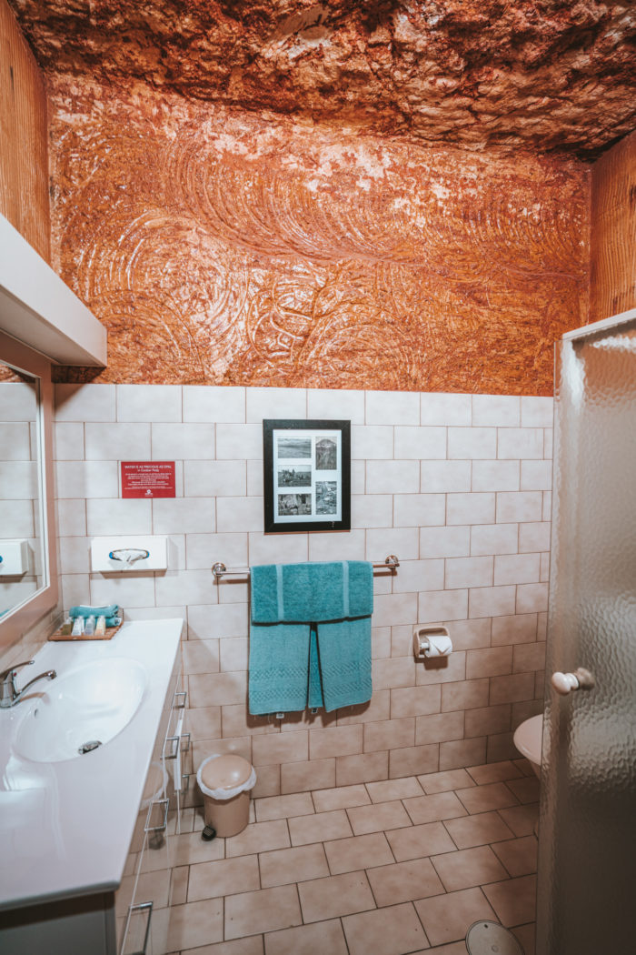 Bathroom in Desert Cave Hotel, Coober Pedy