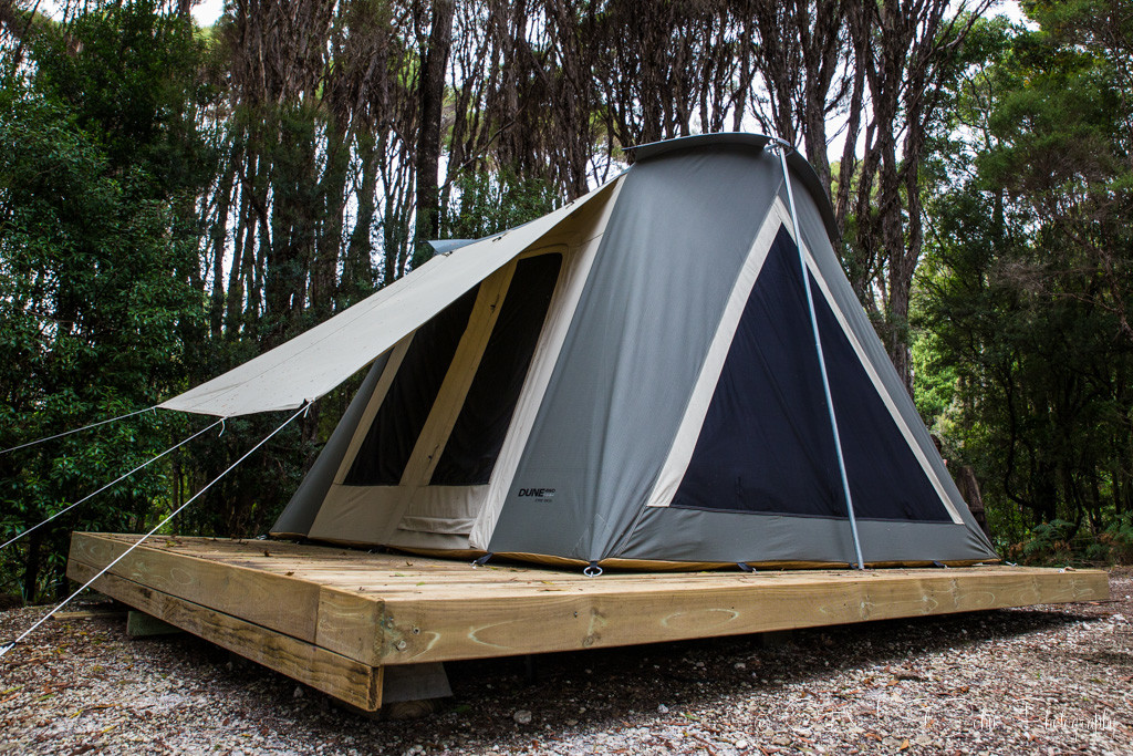 Permanent luxury tents available to Tasmanian Safari customers, Corinna