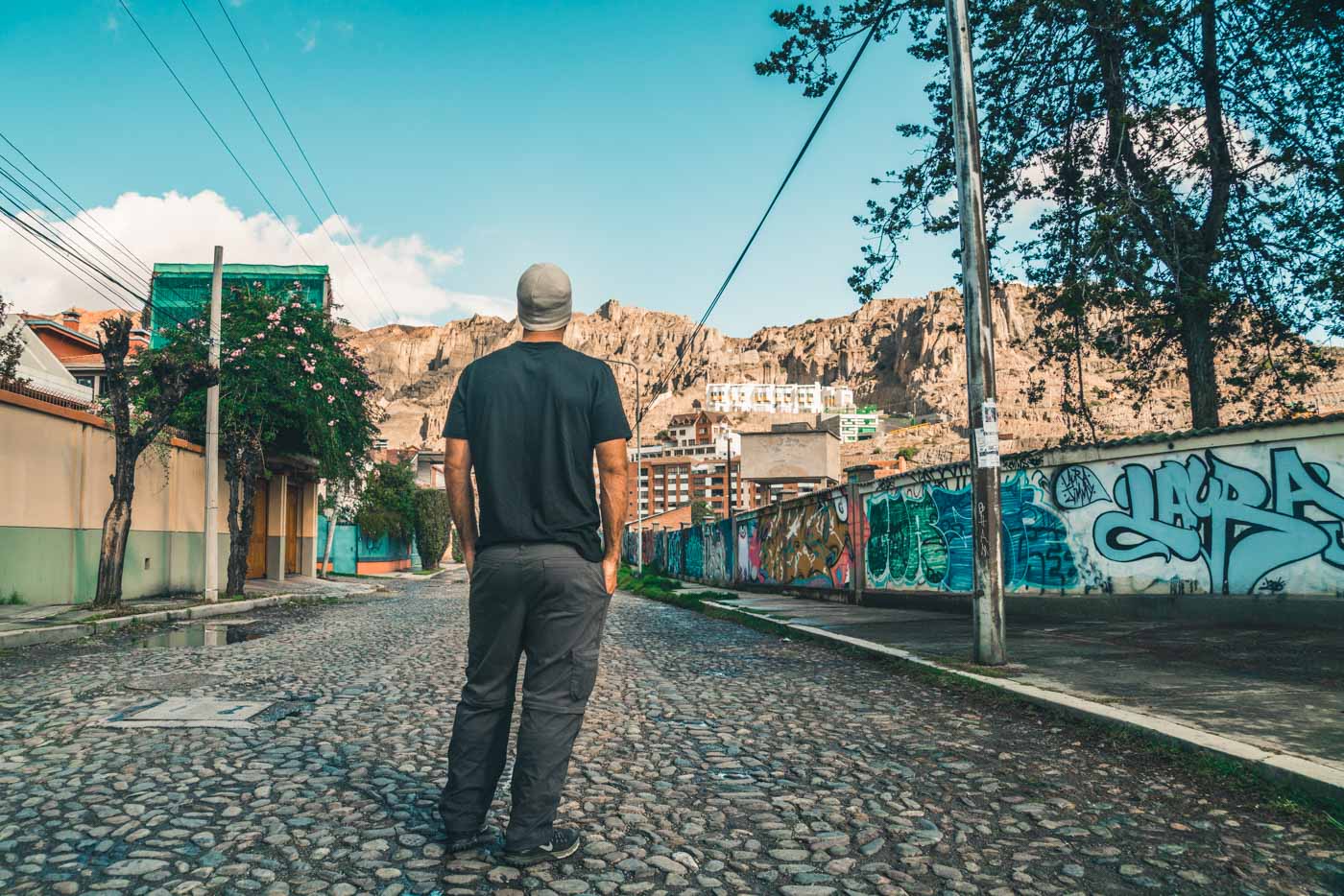 Shirt weather in La Paz in May