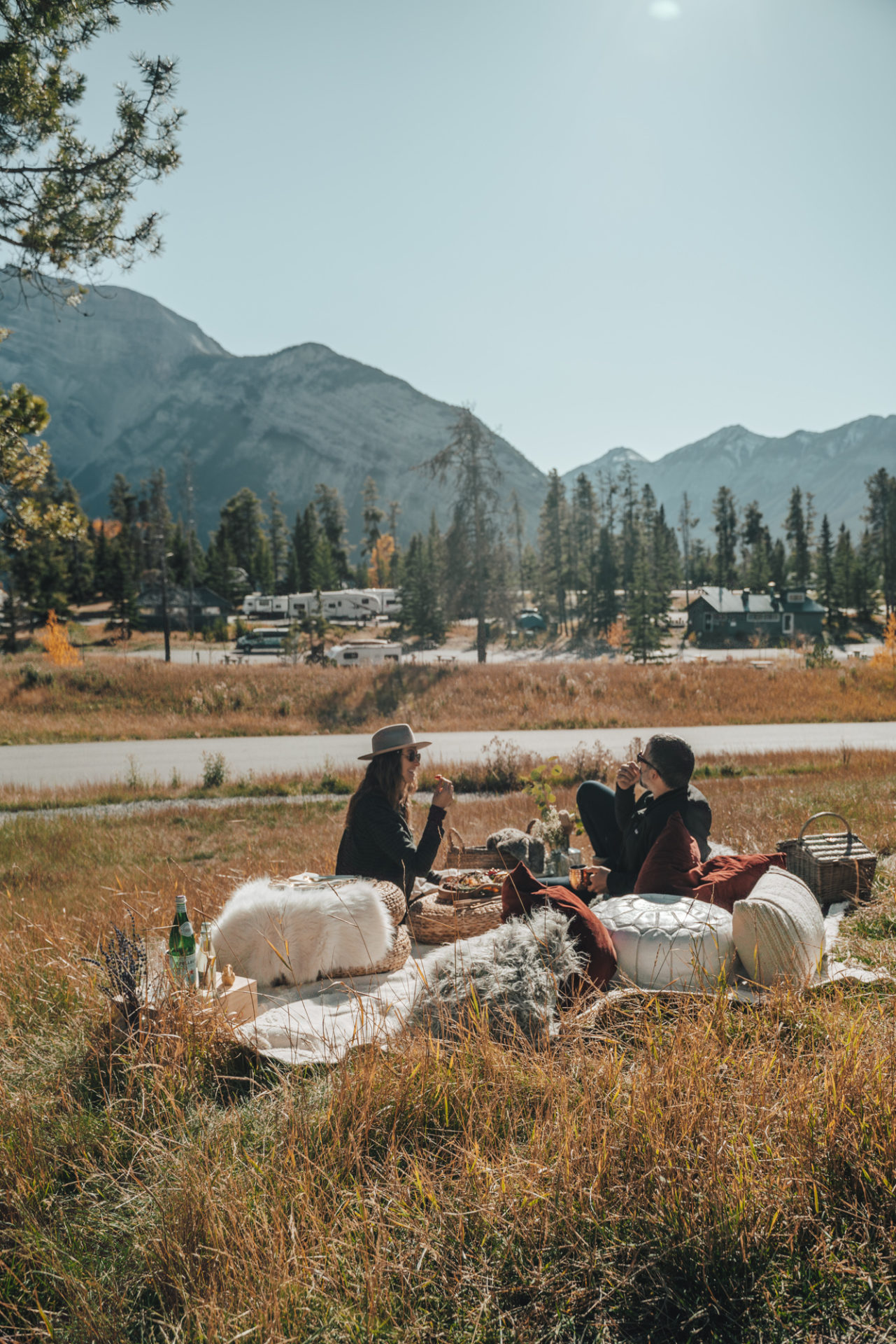 Canada Alberta Rocky Mountains Banff picnic OM