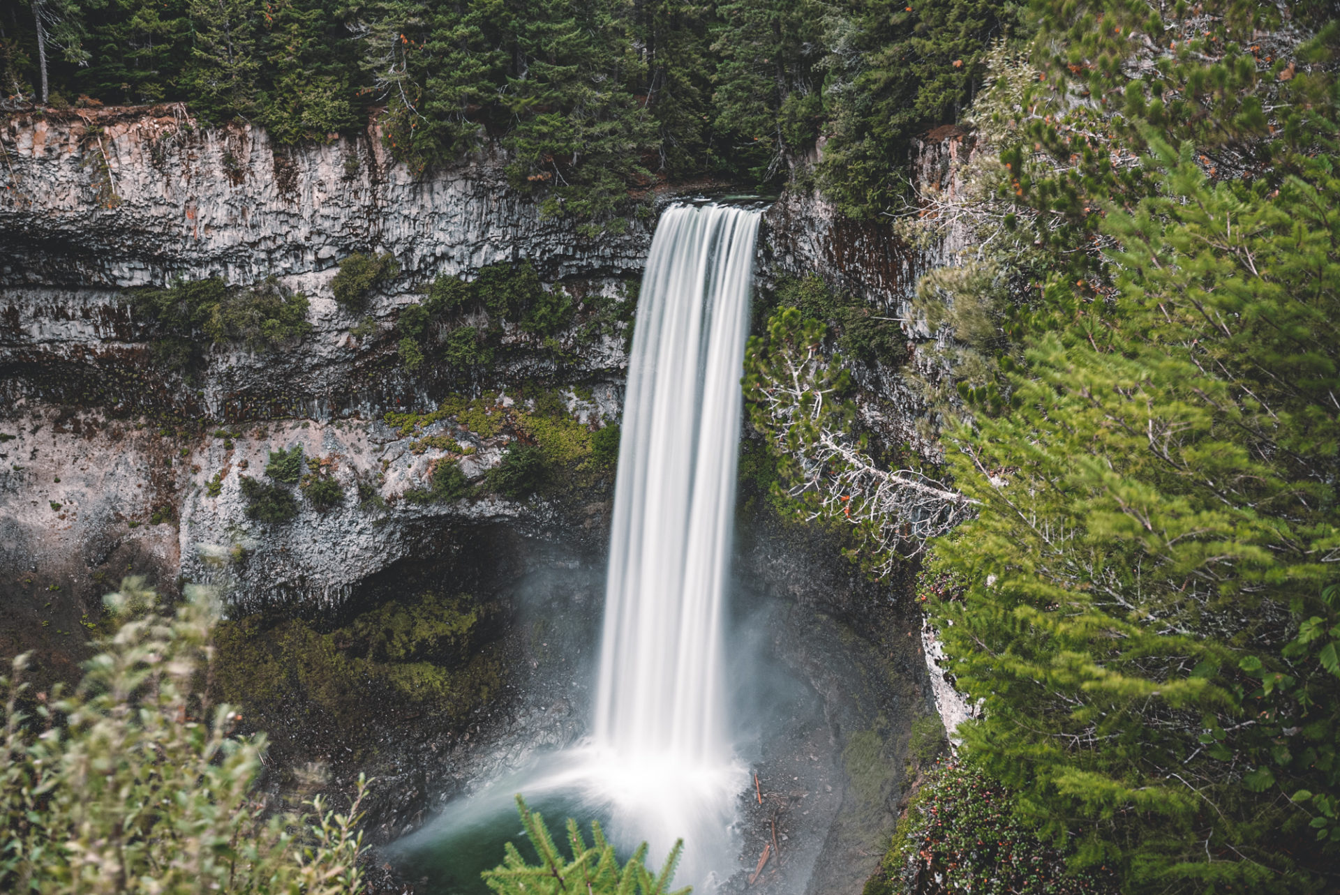 Canada BC Sea to Sky drive Brandywine Falls 03361