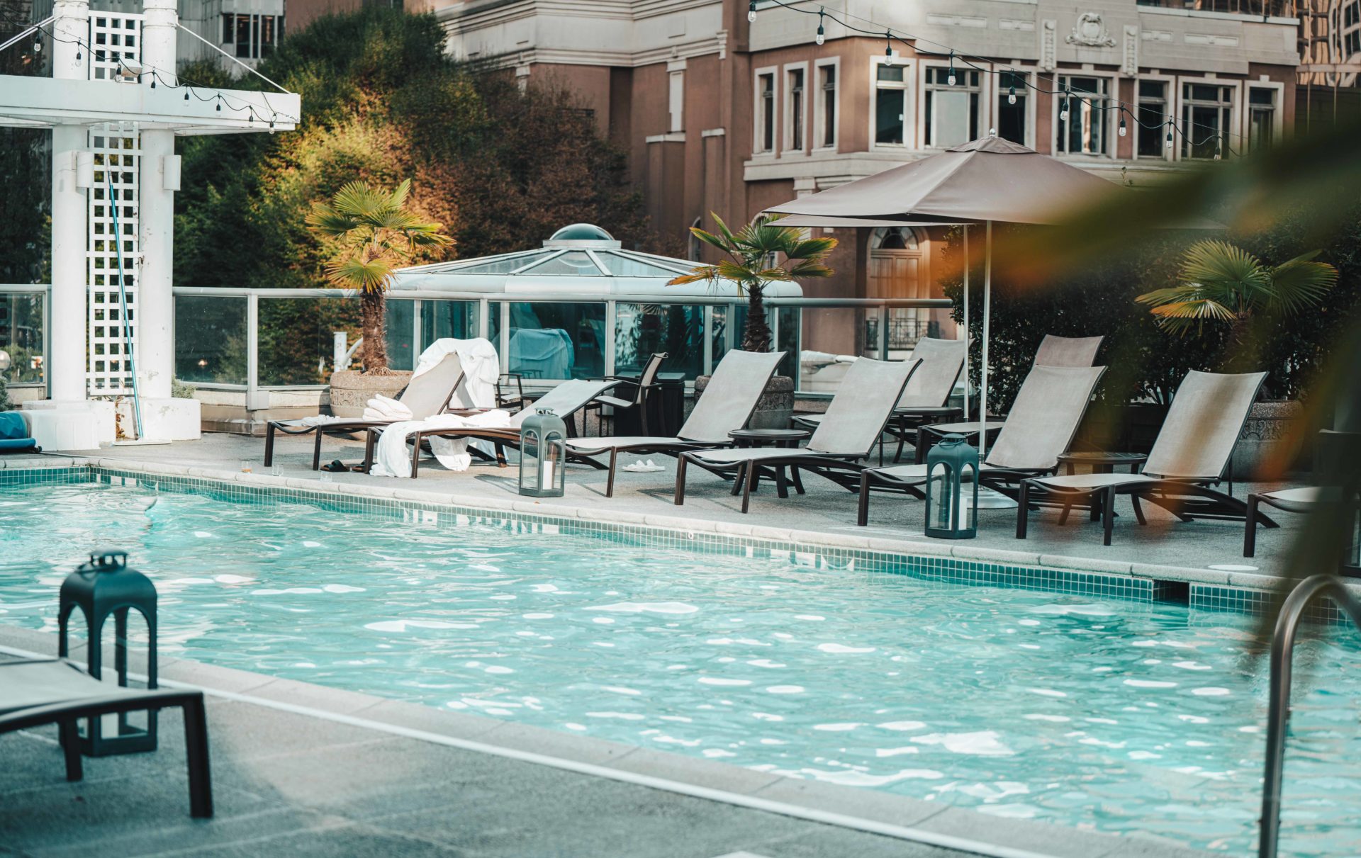 Canada BC Vancouver Fairmont Waterfront pool 06139