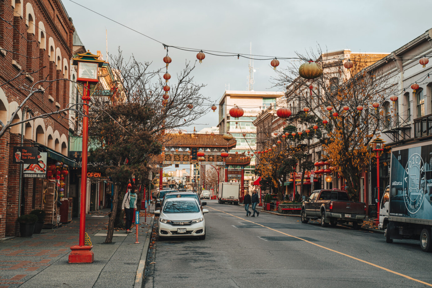 exploring downtown victoria 