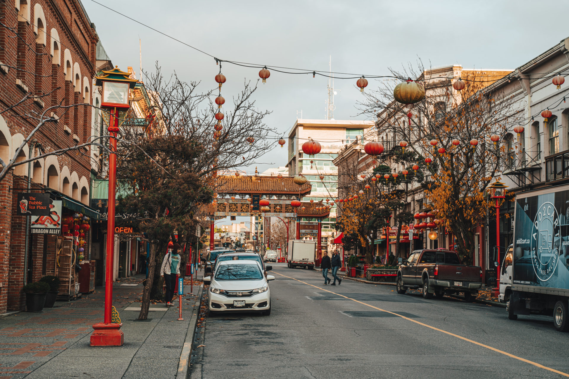 exploring downtown victoria 