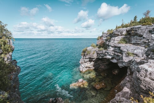 Visiting Bruce Peninsula National Park & the Grotto in Tobermory, Ontario