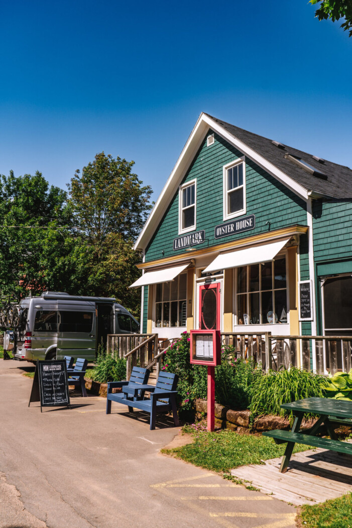 Canada PEI Victoria Landmark Oyster house restaurant 03993