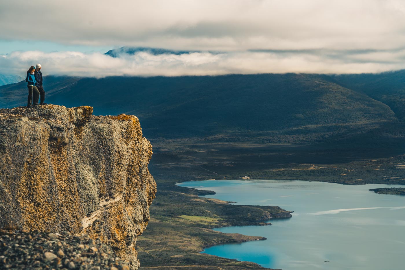 Dramatic cliffs at at the top of Cerro Queso, Laguna Sofia