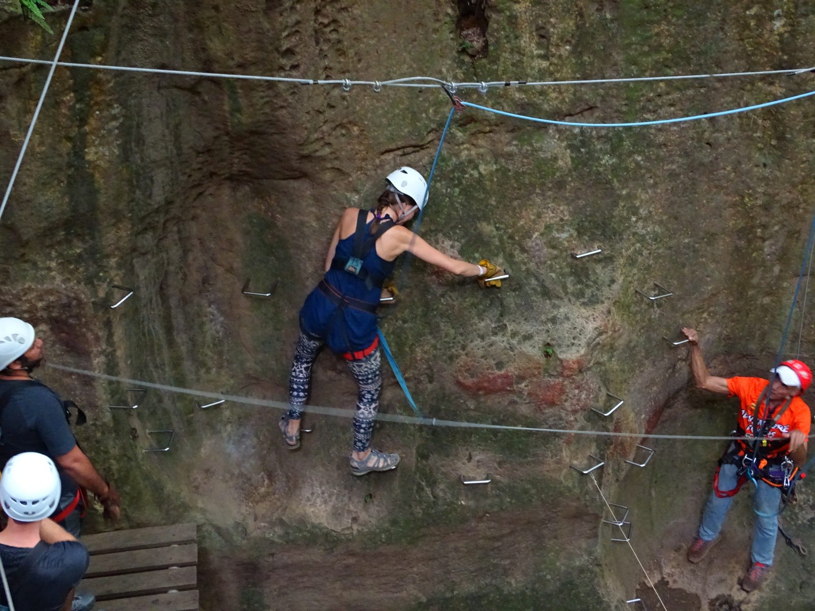 Costa Rica Guachipelin zip lining Oksana DSC08381