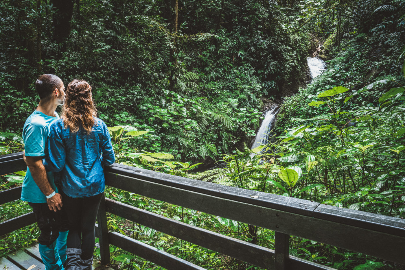 Costa Rica Monteverde waterfall OM 05134