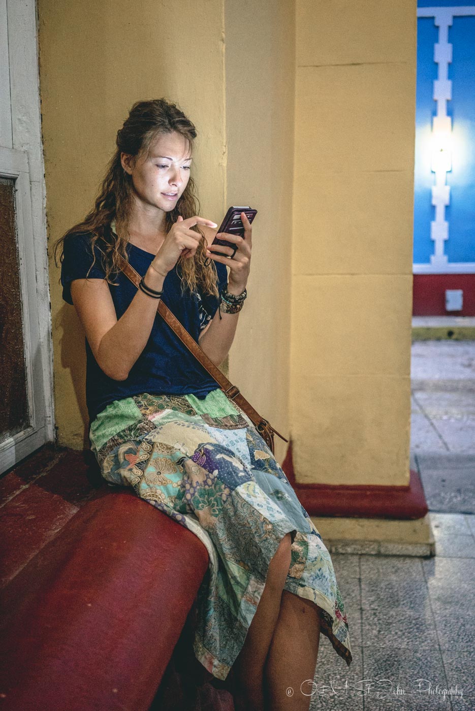 Oksana trying to access the internet in Cuba