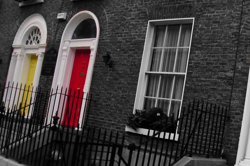 Cultural Close-Up: Colourful Doors of Dublin