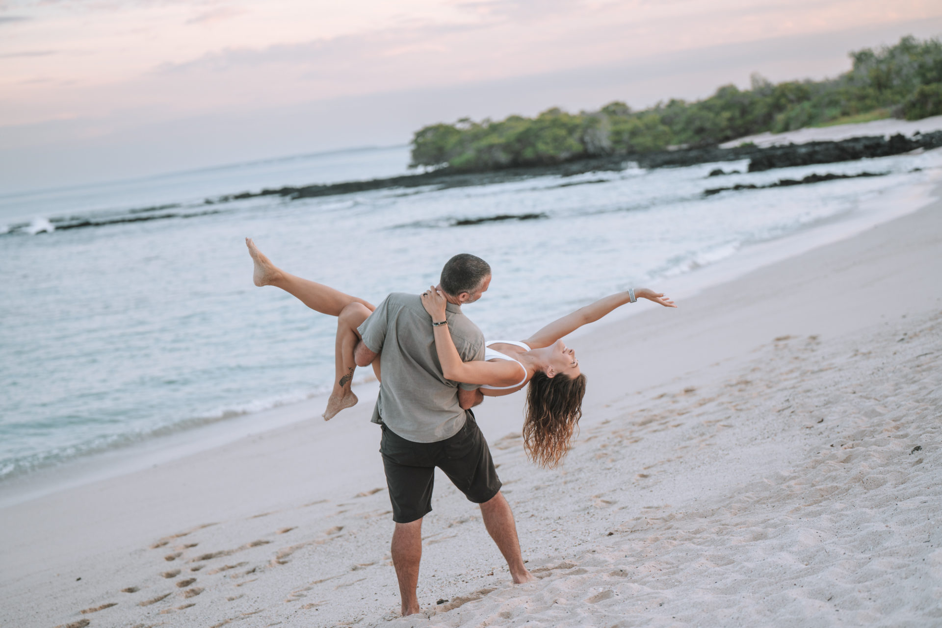 las bachas beach, Galapagos Cruise