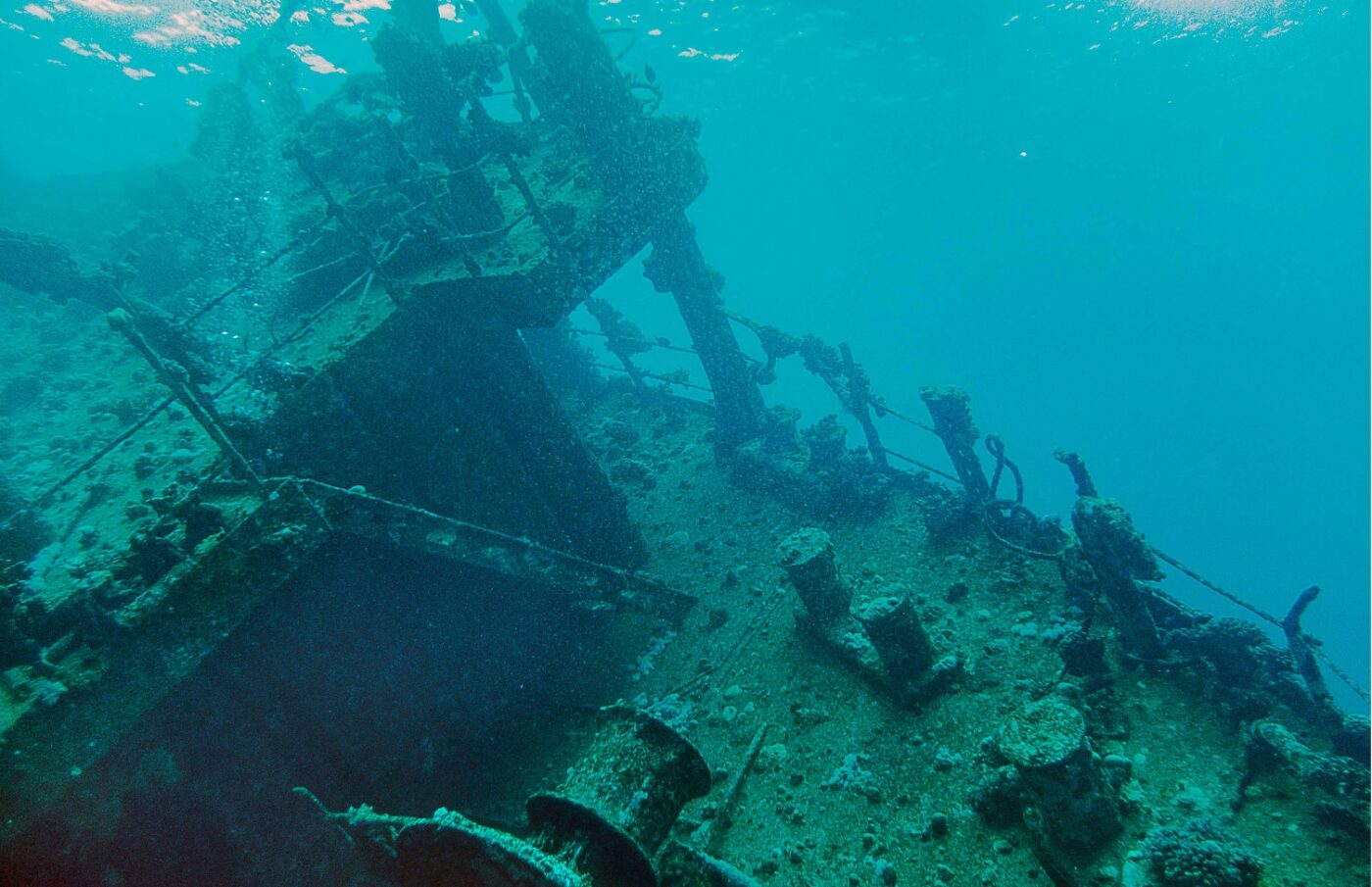 shipwreck in abu nuhas, best scuba diving in the world