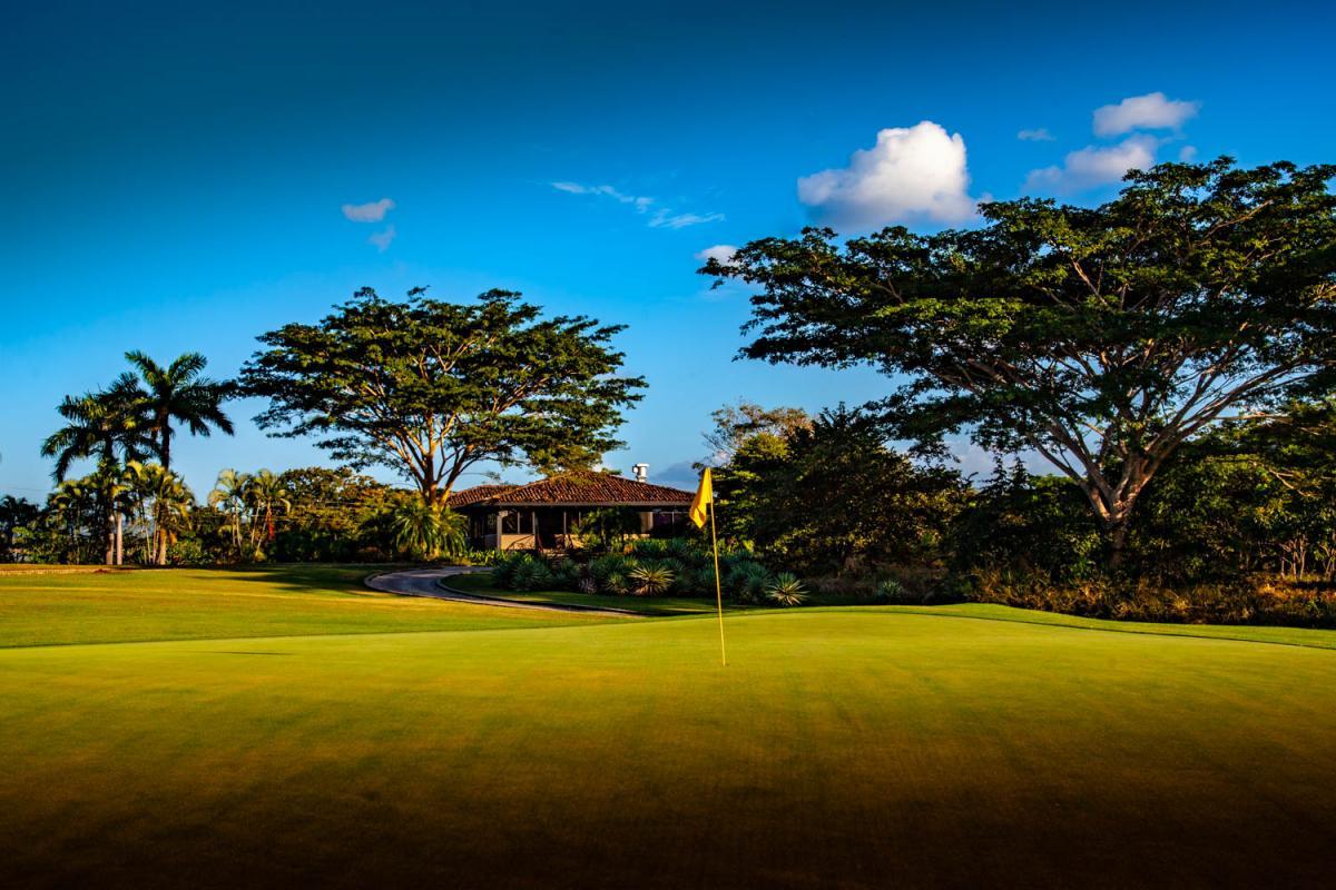 hacienda pinilla, golf courses in costa rica