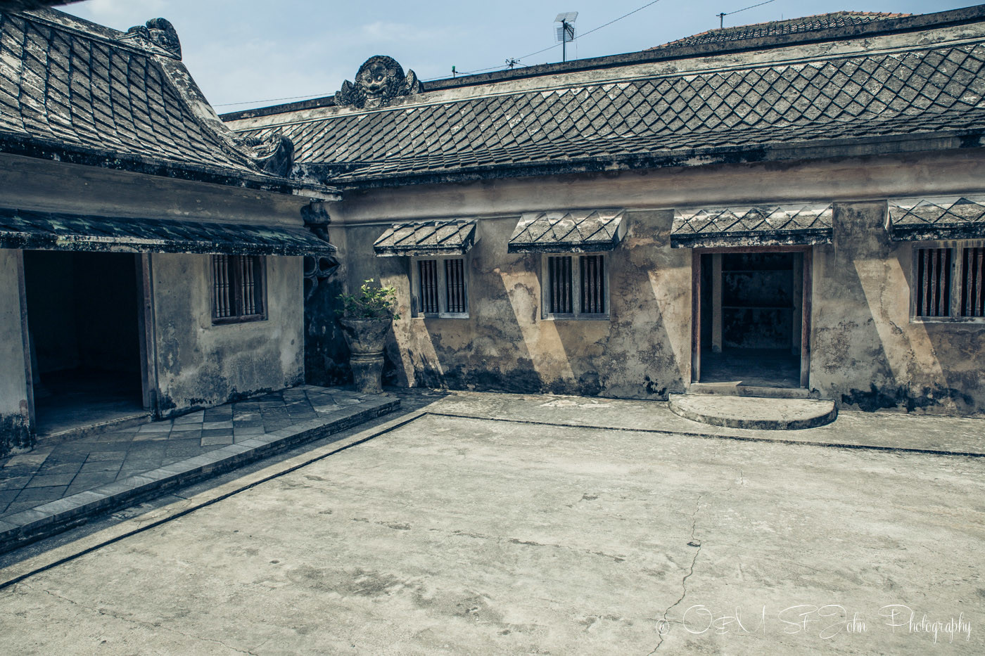 One of the ruins deep in the network of tunnels inside Taman Sari on Yogyakarta itinerary