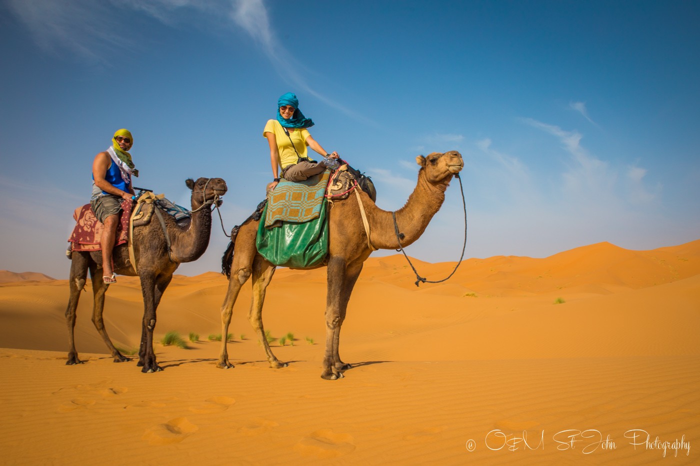 Max and Oksana in Erg Chebbi, Sahara Desert. Morocco, off the grid vacation