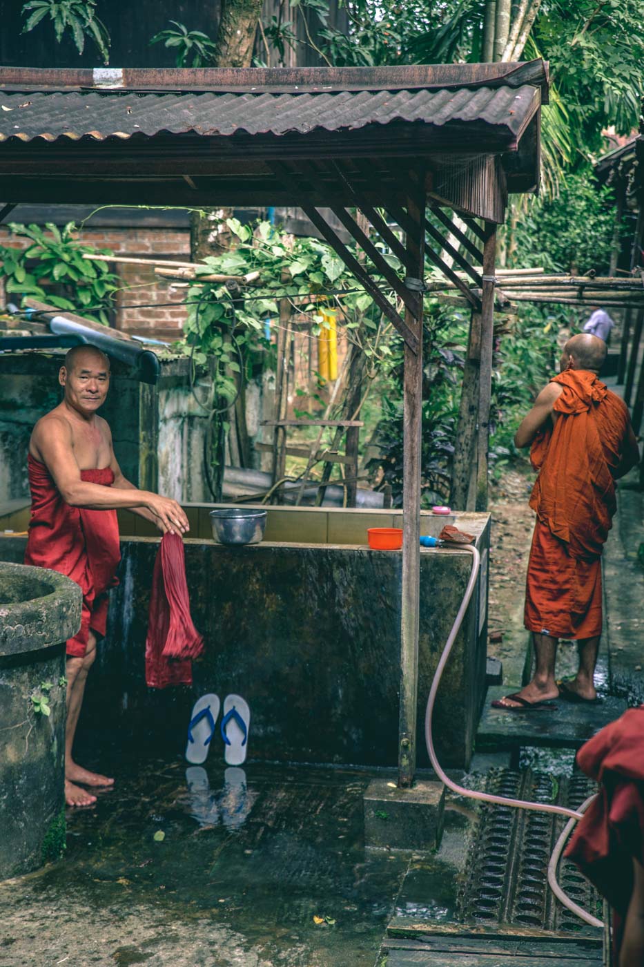 Myanmar Burmese Monk 9328