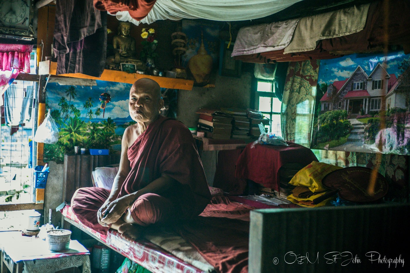 3 days in Yangon: Living quarters inside the monastery. Yangon. Myanmar