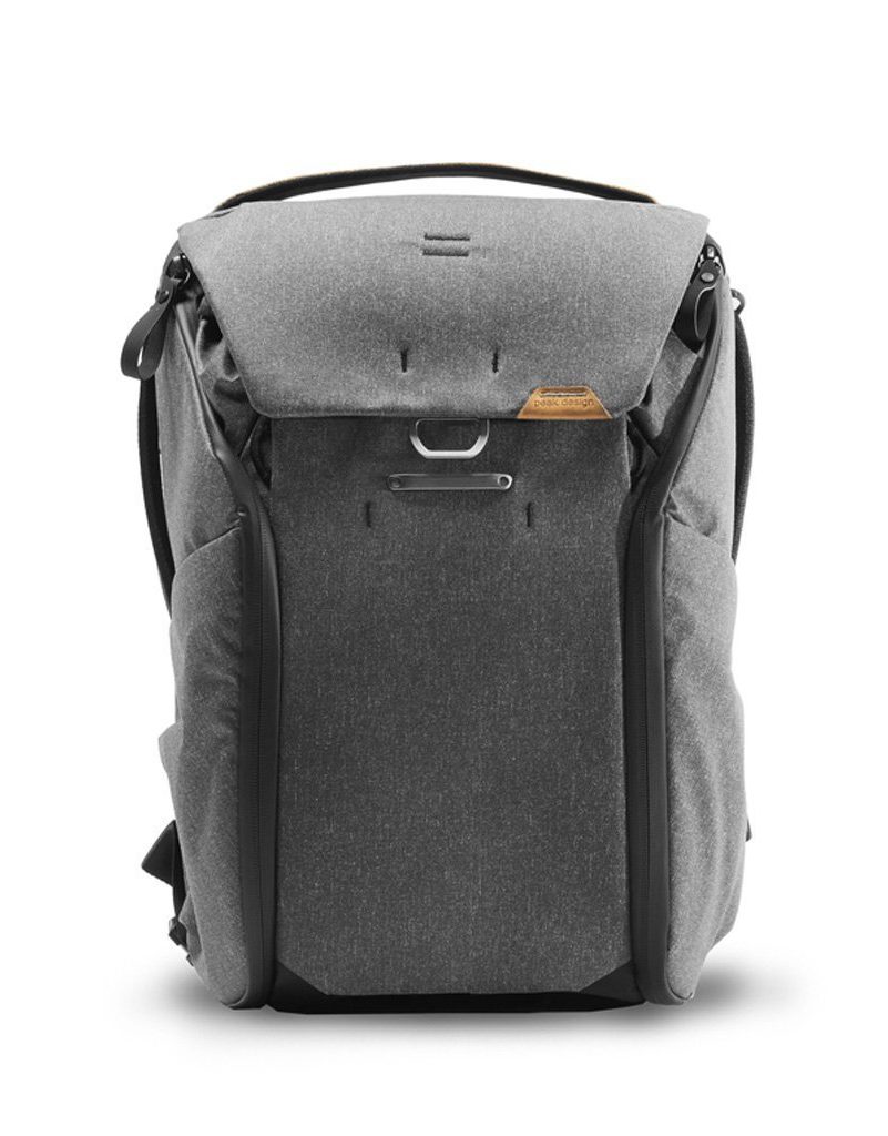 Peak design everyday backpack charcoal a01 1024x1024 e1637884217848