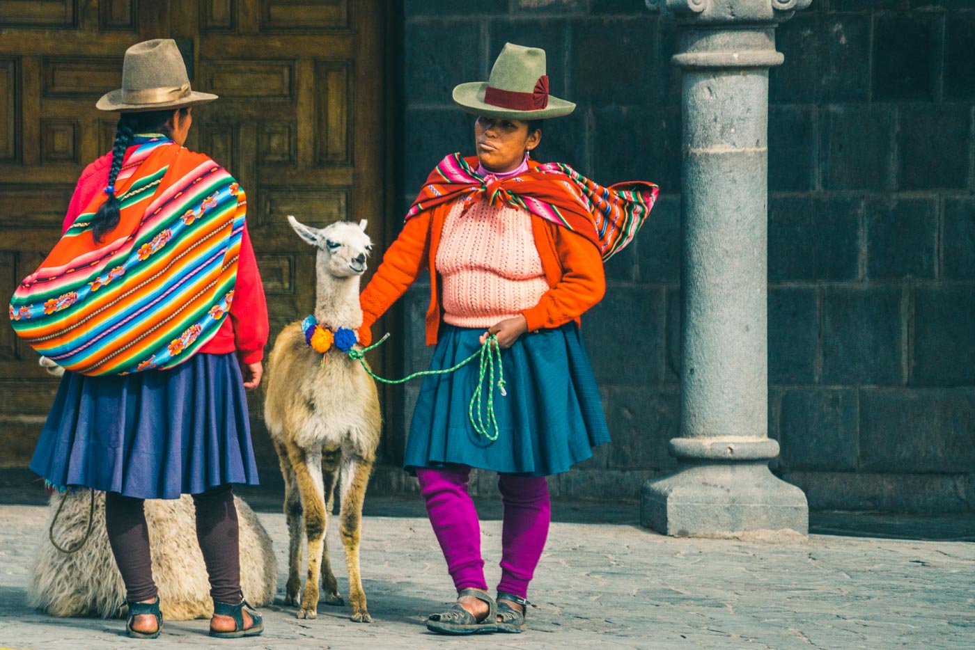 Peru Cusco alpaca locals 5372