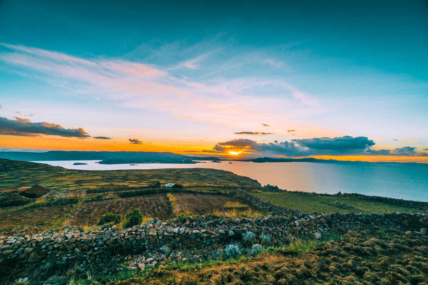 Peru Lake Titicaca Amantani sunset 5240