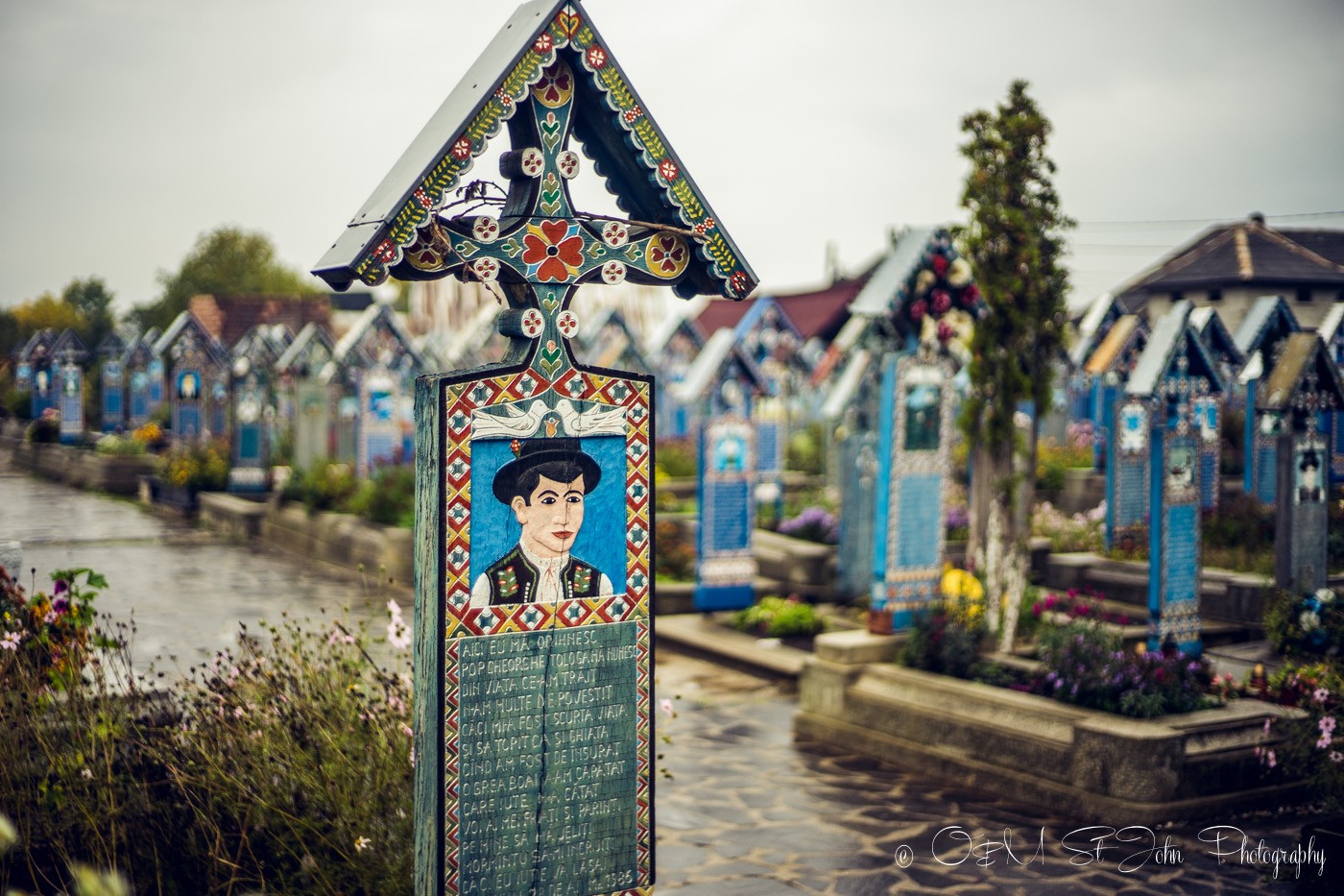 Merry Cemetery, Romania