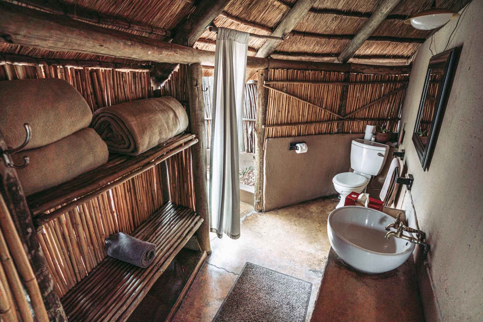 South Africa Kruger Timbavati Umlani Bushcamp hut bathroom 02243