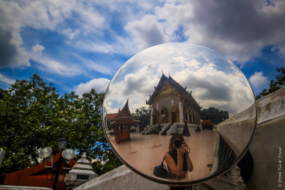 Solo travel at its best: Just me and my camera exploring the temples of Bangkok.