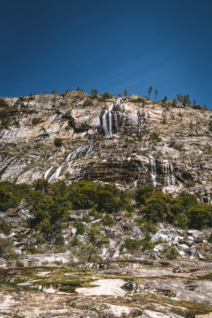 USA California Yosemite Tuolumne County Hetch Hetchy hike waterfall 08684