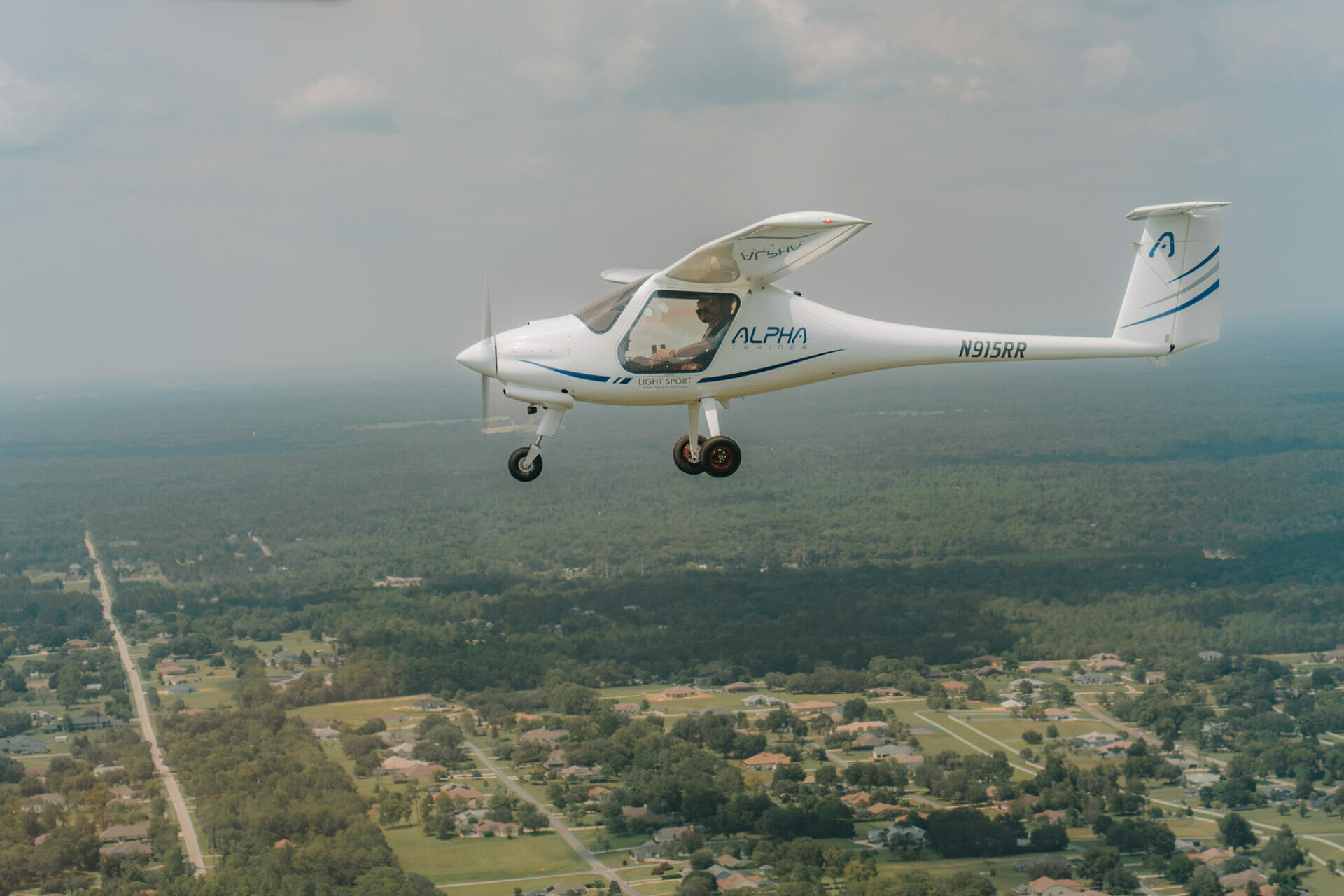 Aerial flight discovery flight, Crystal River