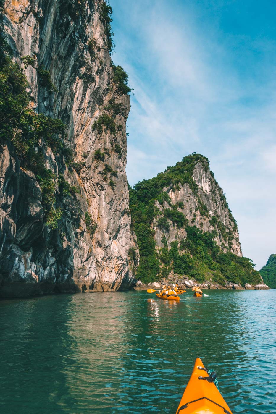 Vietnam Halong Bay kayaking 00737