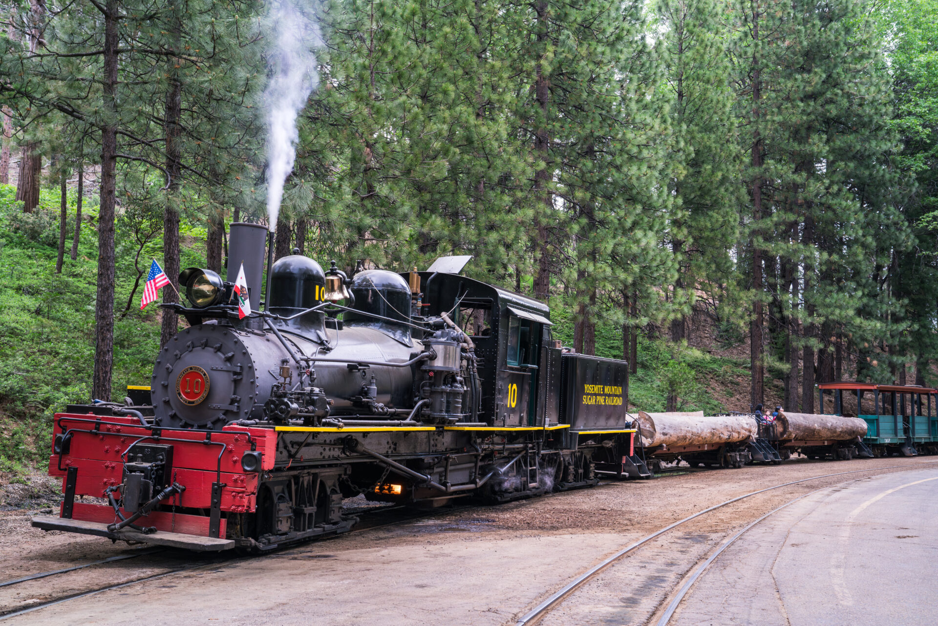 Sugar Pine Railroad, things to do in Yosemite
