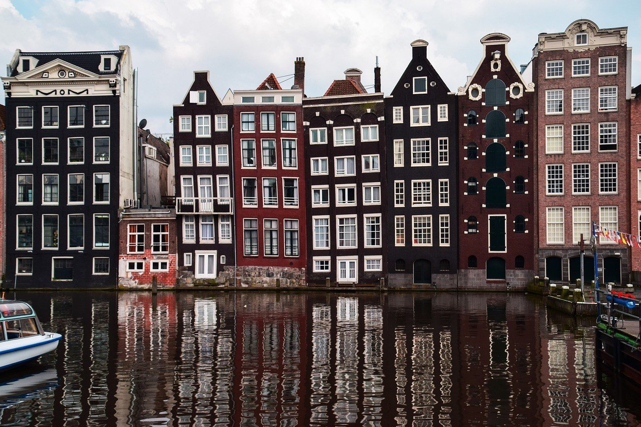 Where to Stay in Amsterdam: Guide to the Best Neighbourhoods and Hotels in Amsterdam