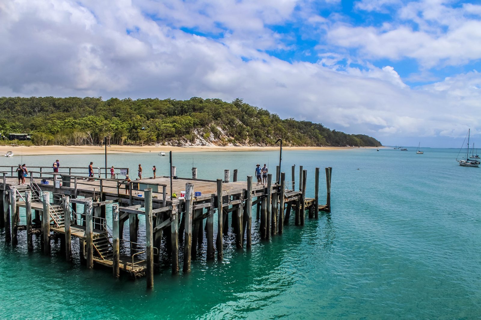 Camping on Fraser Island: Fraser Island dock