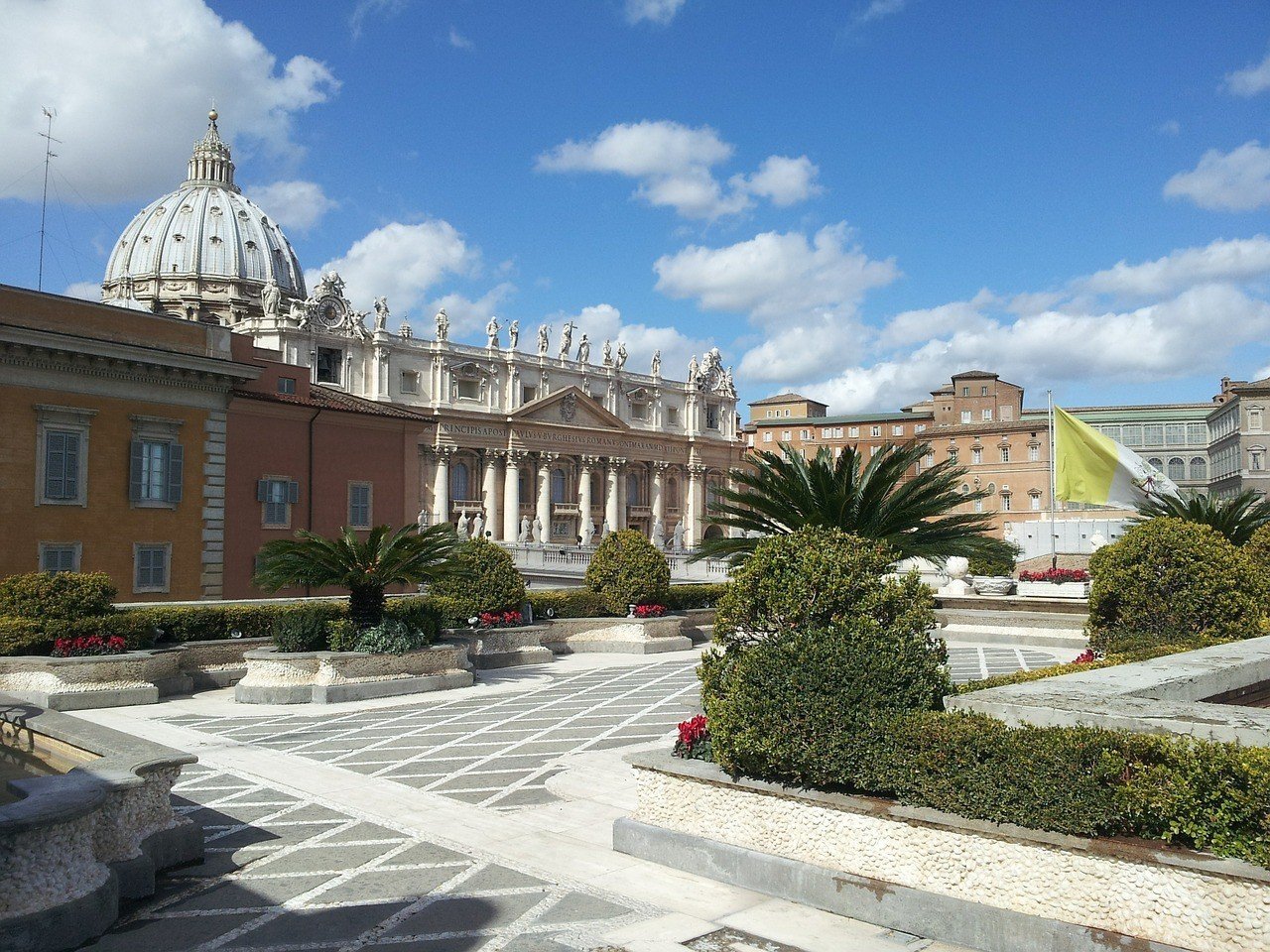Where to Stay in Rome A Guide to the Best Neighbourhoods & Hotels in Rome Drink Tea & Travel